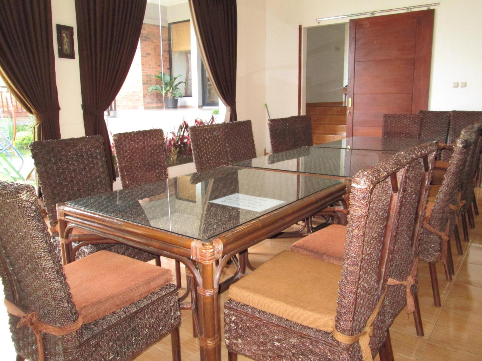Osmond Villa Resort Lembang Εξωτερικό φωτογραφία